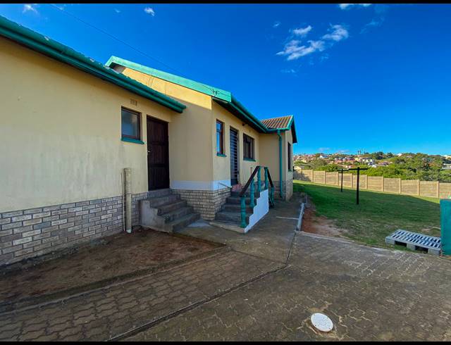 3 BEDROOM HOUSE FOR SALE IN DANA BAY